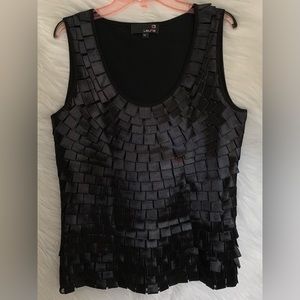 Laura Sleeveless Scoop Neck top Black with Tab Detail Design Size Large
